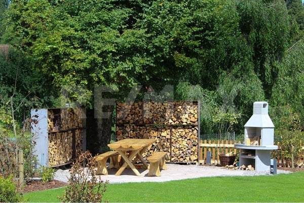 Charmante Liegenschaft mit 7 Wohnungen, 4 Pferdeboxen mit Auslauf, und luxuriösem Wellness-Refugium 13