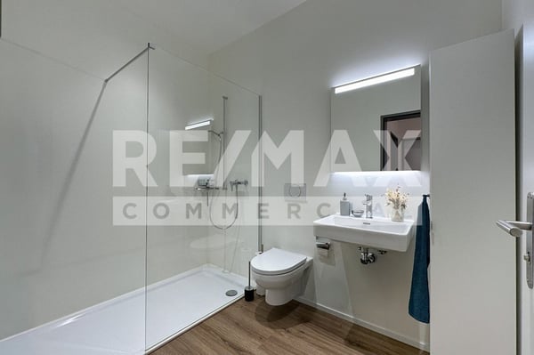 Raum für Erfolg: Entdecken Sie die Vielfalt Ihres neuen Geschäftslokals 10