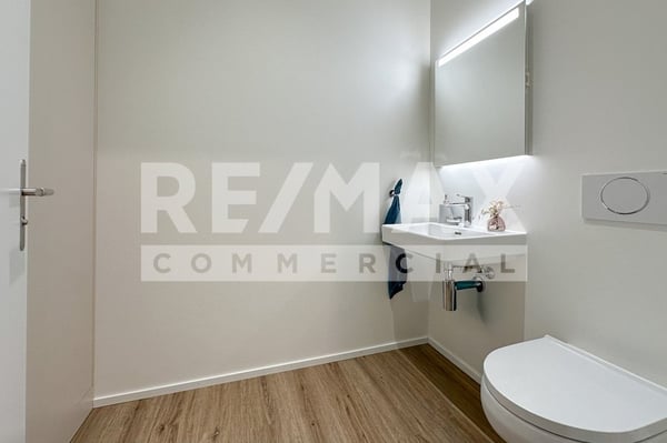 Raum für Erfolg: Entdecken Sie die Vielfalt Ihres neuen Geschäftslokals 11