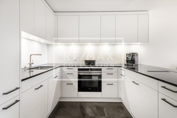 Modernisierte 4½-Zimmer-Wohnung mit spektakulärer Dachterrasse 12