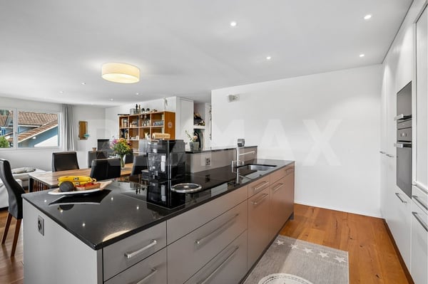 Moderne 4½-Zimmer-Wohnung mit traumhafter Aussicht 2