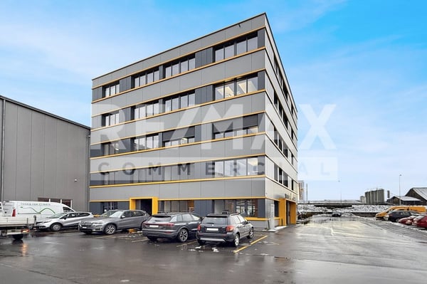 Attraktive und moderne Büroflächen an verkehrstechnisch idealer Lage 1