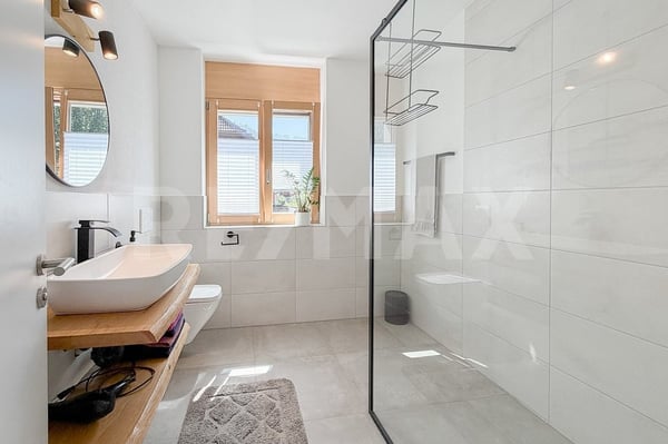 Moderne 3½-Zimmer-Wohnung an zentraler und sonniger Lage 11