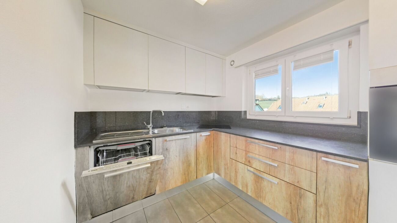 Relaxation Pure: 4.5-room apartment with communal pool and sauna