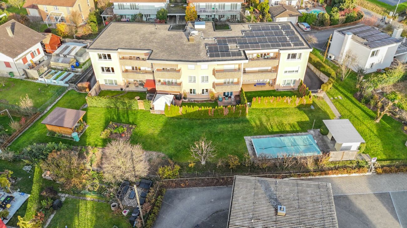 Relaxation Pure: 4.5-room apartment with communal pool and sauna