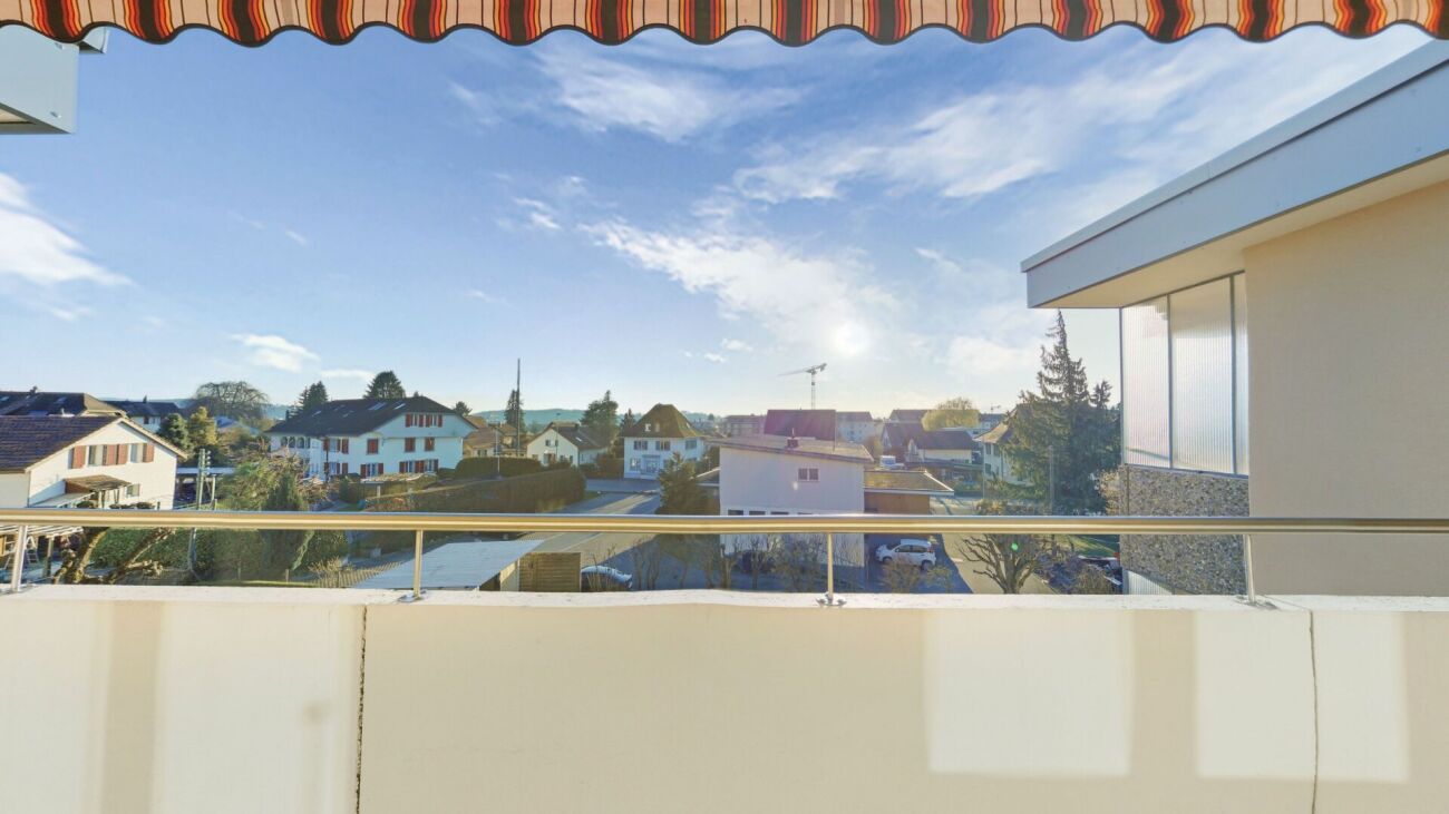Relaxation Pure: 4.5-room apartment with communal pool and sauna