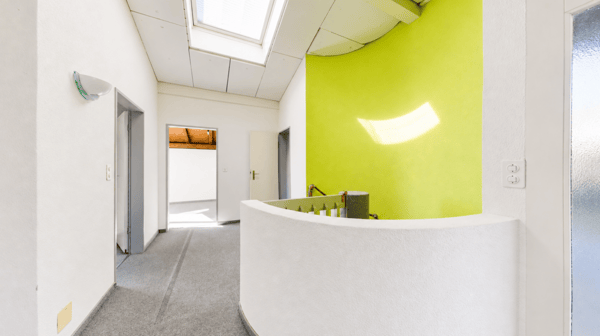 Aussicht zum Verlieben, Sanierung zum Anpacken - 5.5 Zimmer in Schenkon. 6
