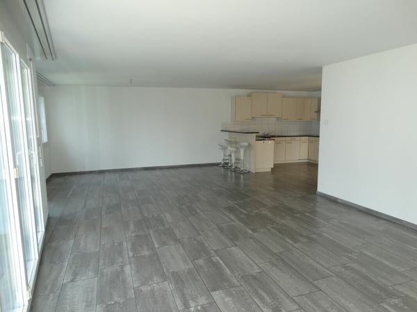 Wohnen im Eigentumsstandard mit dieser grosszügigen 4.5-Zimmerwohnung 2