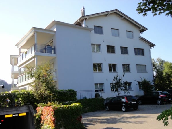 Wohnen im Eigentumsstandard mit dieser grosszügigen 4.5-Zimmerwohnung 10
