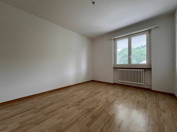 Attraktive und preiswerte 4.5-Zimmerwohnung 2