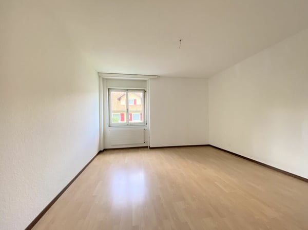 Grosszügige 3.5-Zimmerwohnung im Hochparterre 4