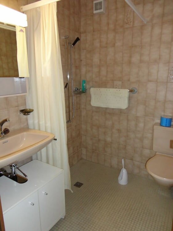 preiswerte 4.5-Zimmerwohnung im Herzen von Schötz 6
