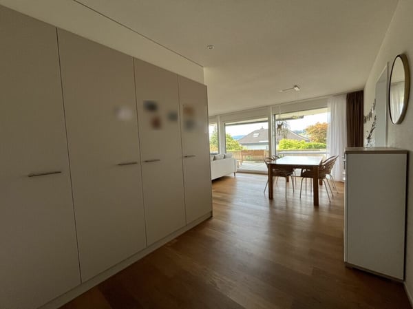Moderne und lichtdurchflutete 3.5-Zimmer-Parterrewohnung 6