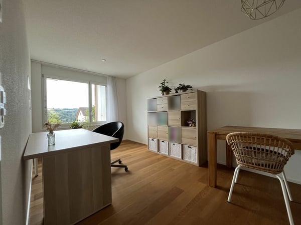 Moderne und lichtdurchflutete 3.5-Zimmer-Parterrewohnung 5