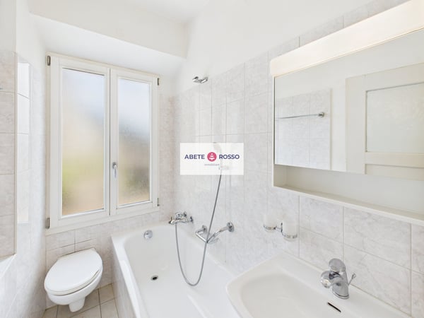 La magia del Lago Maggiore avvolta da storia e stile ticinesi. 32