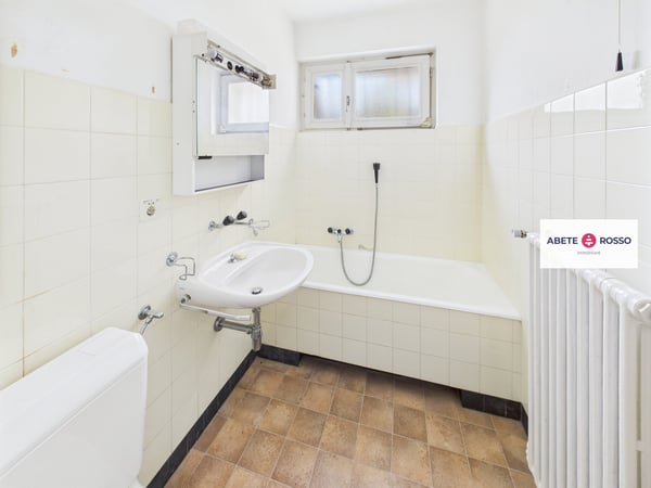 Condominio con 3 VILLETTE A SCHIERA su vista panoramica 3