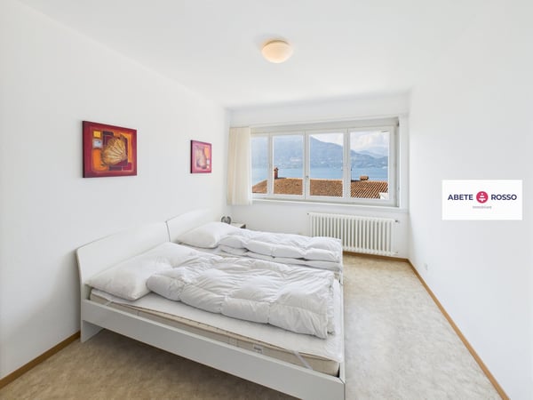 Condominio con 3 VILLETTE A SCHIERA su vista panoramica 18