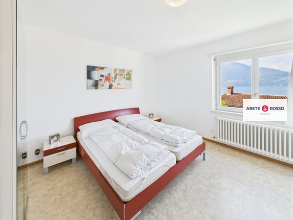 Condominio con 3 VILLETTE A SCHIERA su vista panoramica 14