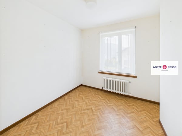 Condominio con 3 VILLETTE A SCHIERA su vista panoramica 4