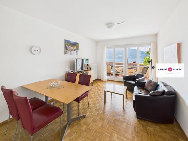 Condominio con 3 VILLETTE A SCHIERA su vista panoramica 19