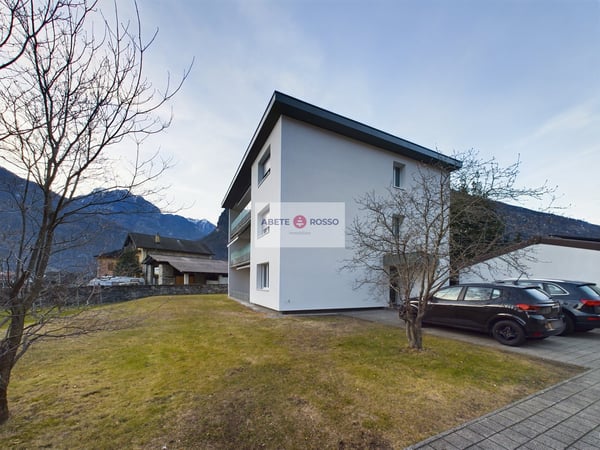 Ampio BILOCALE in stile MODERNO, con grande BALCONE, recentemente RINNOVATO 11
