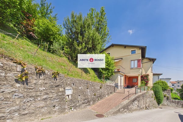 Casa tradizionale ticinese dal fascino autentico con vista aperta 3