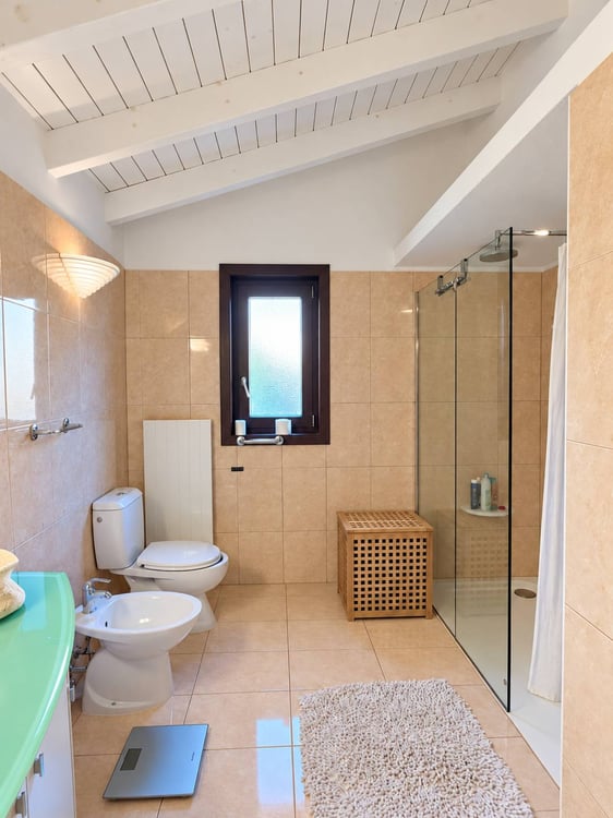 Splendida Villa di 6.5 locali a Comano 16