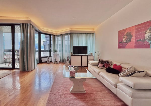 Piscina privata e terrazza sul tetto 1