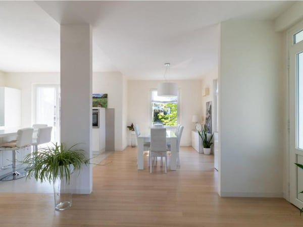 Elegante villa con giardino. 6