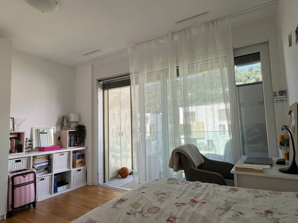 Moderno appartamento 3.5 locali con balcone a Barbengo 11