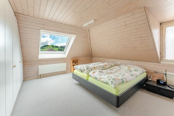 6-Zimmer-Einfamilienhaus mit Einliegerwohnung 6