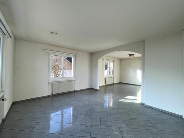 Einfamilienhaus mit Bachanstoss 4