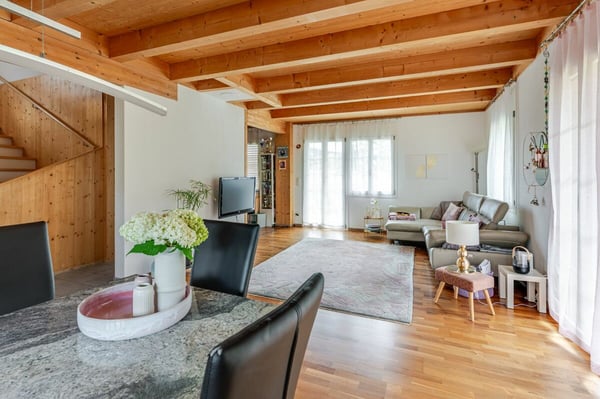 Familienparadies an ruhiger Lage 5