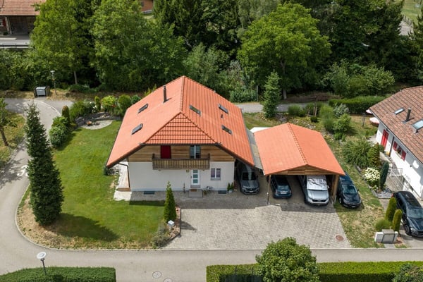 Familienparadies an ruhiger Lage 2