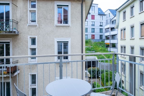 Charmantes Studio-Apartment mit Balkon in Zürich-Seefeld 16