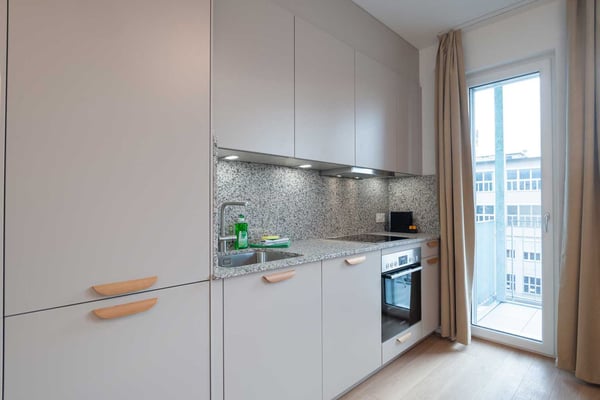 Moderne, frisch renovierte 1 Zimmer Wohnungen mit Balkon 8