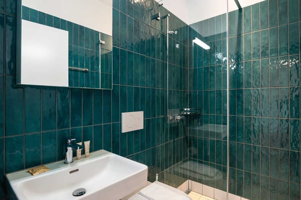 Moderne, frisch renovierte 1 Zimmer Wohnungen mit Balkon 13