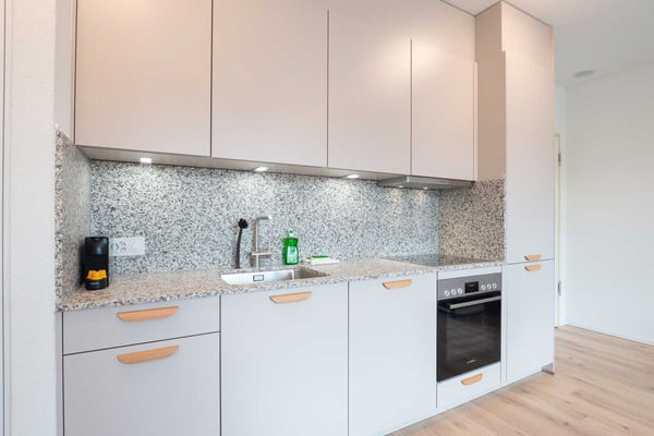 Moderne, frisch renovierte 1 Zimmer Wohnungen mit Balkon 10