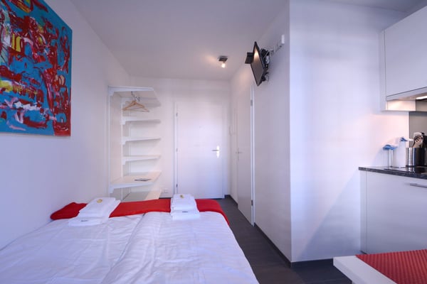 Charmantes möbliertes Studio für bis zu 2 Personen im Zentrum der Neustadt 2