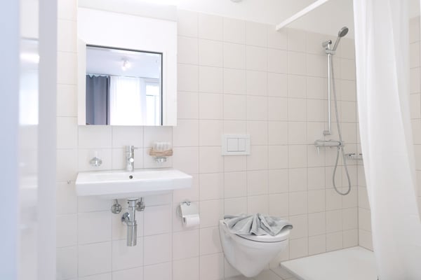 Moderne, möblierte 1-Zimmer-Wohnung mit Balkon in Luzern 19