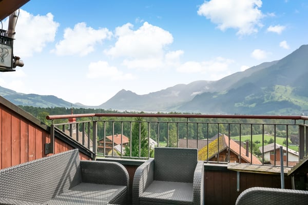 Wohnhaus mit Restaurant 5