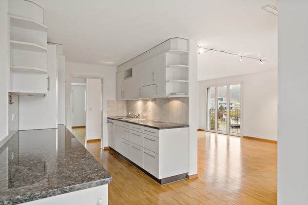 Helle sonnige Eckwohnung in Sarnen 1