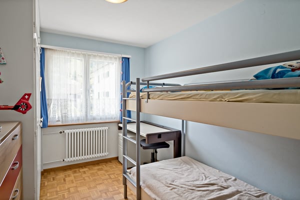 Mehrfamilienhaus im sonnigen Bürglen 13