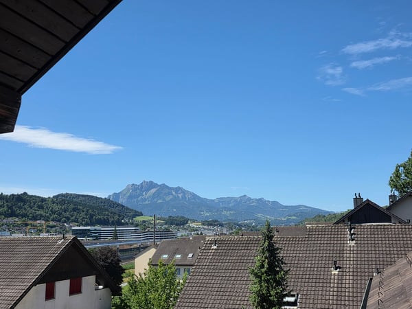 Gemütliche Dachwohnung mit Sicht auf den Pilatus 2