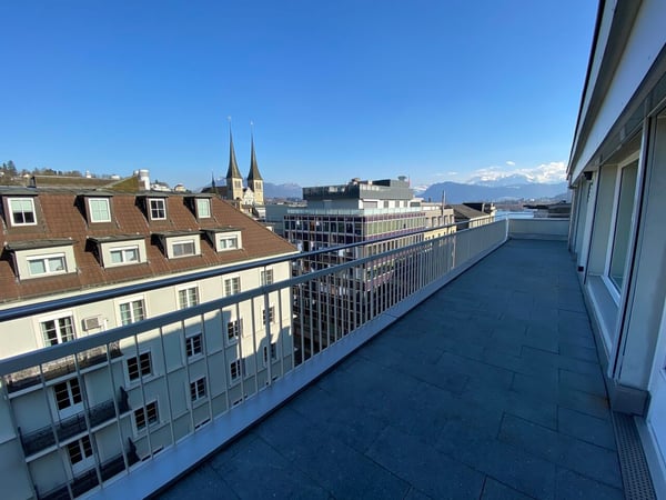 Diese Wohnung macht Sie sprachlos - Traumhafte Attika mit Panoramablick in Luzern 3