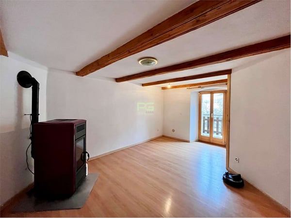 Casa bifamiliare a Mesocco 1