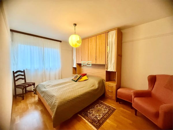 Appartamento con piscina 5