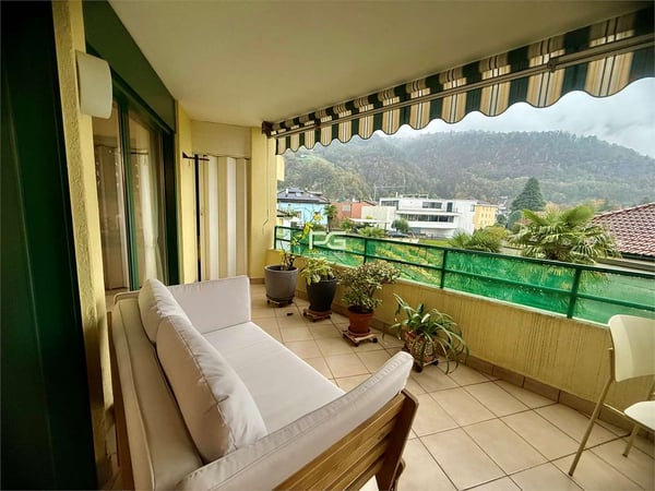 Appartamento con piscina 9