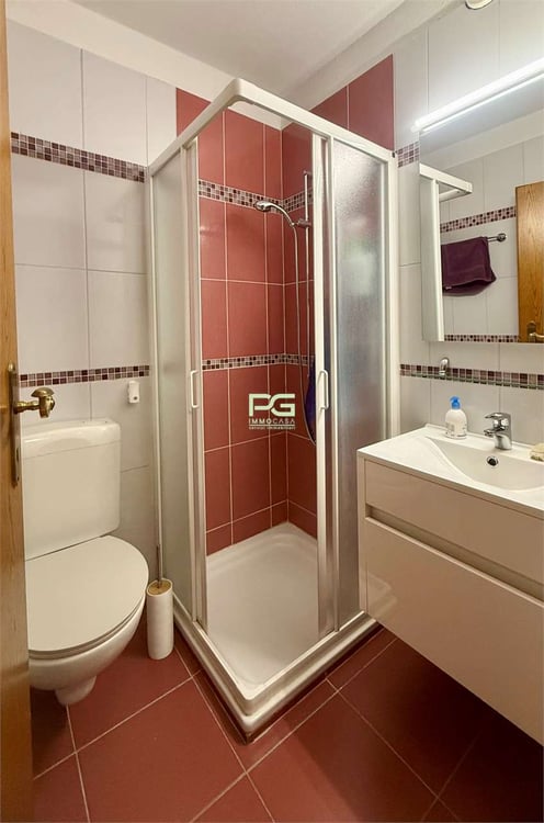 Appartamento con piscina 8