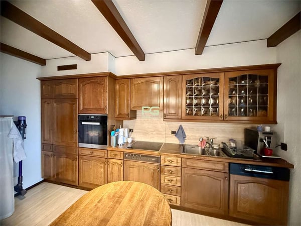 Appartamento con piscina 4